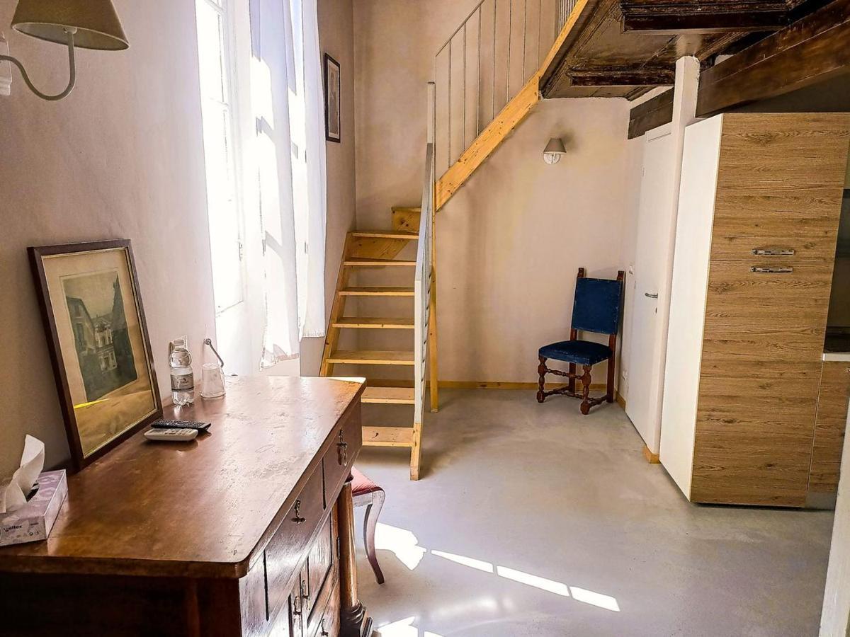 Готель Relais Real Collegio Нолі Екстер'єр фото