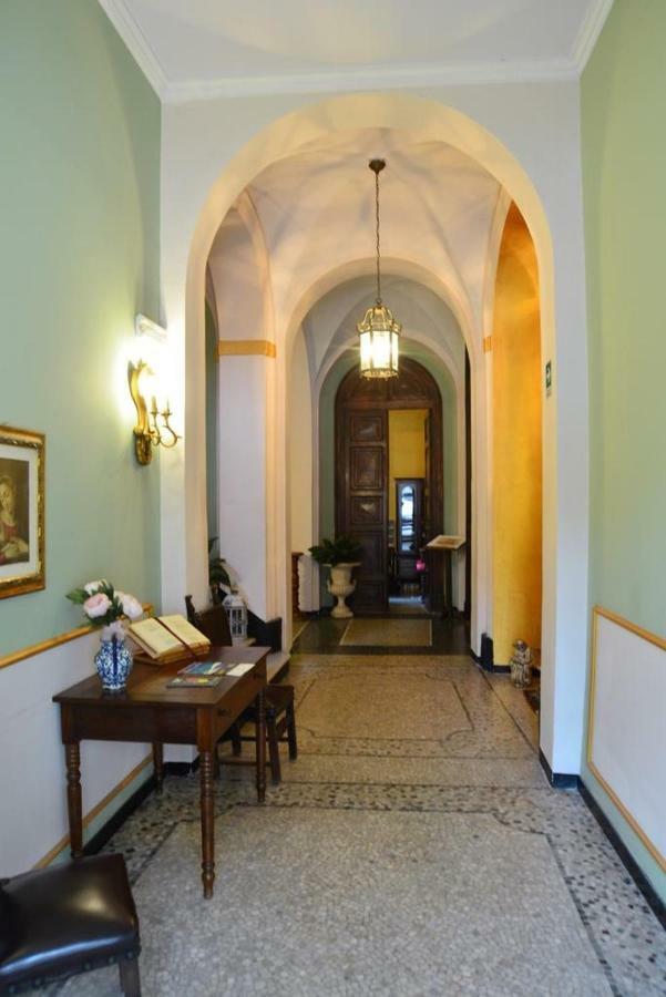 Готель Relais Real Collegio Нолі Екстер'єр фото